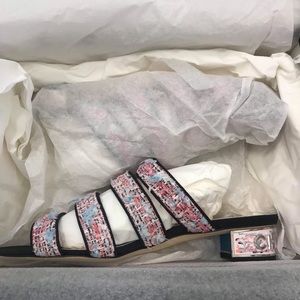 CHANEL 18S Tweed Cc Logo Mules Slides